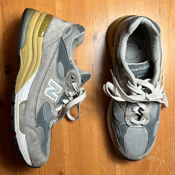 Women’s New Balance 992 core running shoe in grey size 9 - Picture 2 of 7